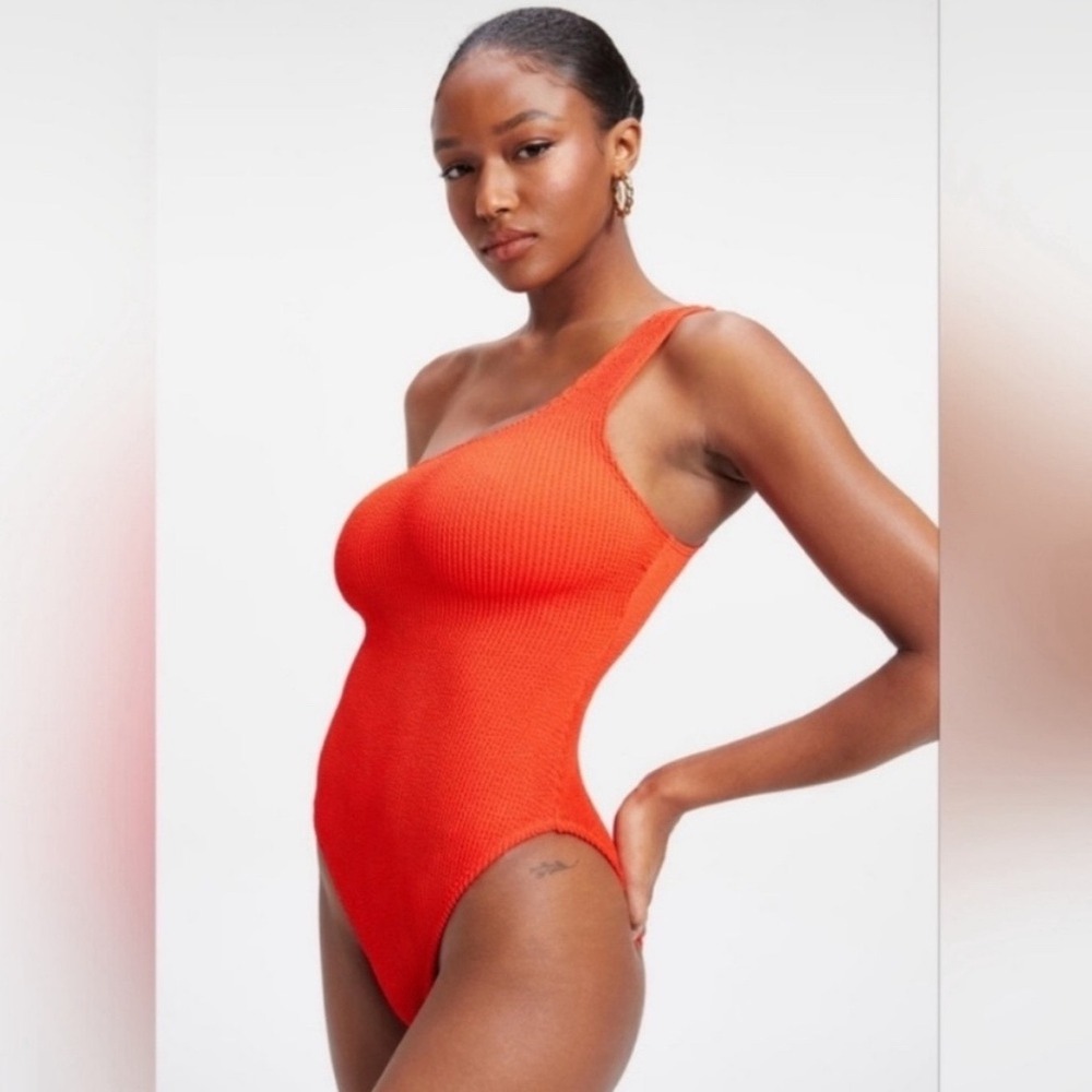Good American One-Shoulder Ribbed One-Piece Swimsuit in Orange-Red - Picture 9 of 9